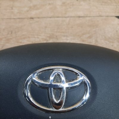 Аирбаг на руль Toyota Aygo 2006 хетчбэк 3дв. 1KR-FE - изображение 4