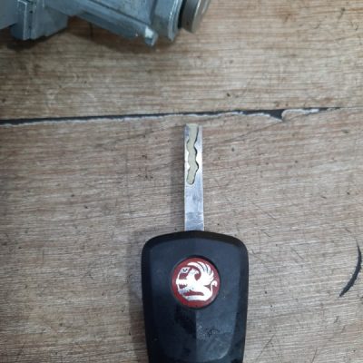 Замок зажигания Opel Zafira B 2006 Z19DT 1.9 минивен - изображение 3