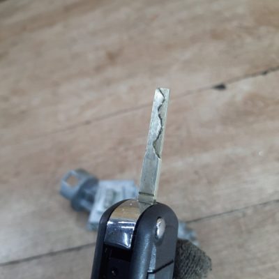 Замок зажигания Land Rover Range Rover 2008 276DT джип внедорожник 5дв - изображение 3