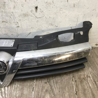 Решетка радиатора Opel Astra H 2006 универсал Z13DTH 1.3 - изображение 4