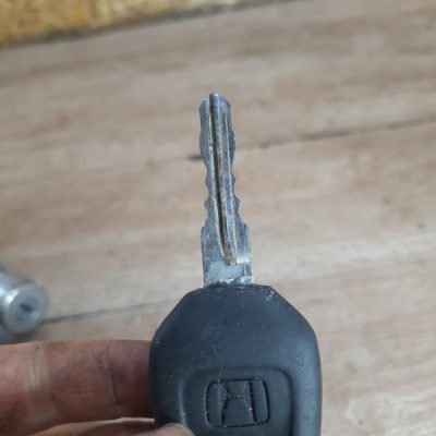 Замок зажигания Honda Civic 2000 D14Z2 хетчбэк 5дв. - изображение 2