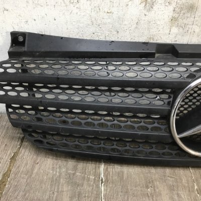 Решетка радиатора Mercedes-Benz Vito 2005 W639 - изображение 3
