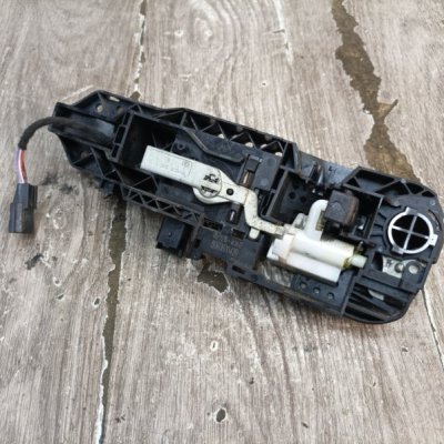 Ручка двери внешняя Renault Megane 3 2011 хетчбэк 5дв. K4M858 Перед. Прав. - изображение 3