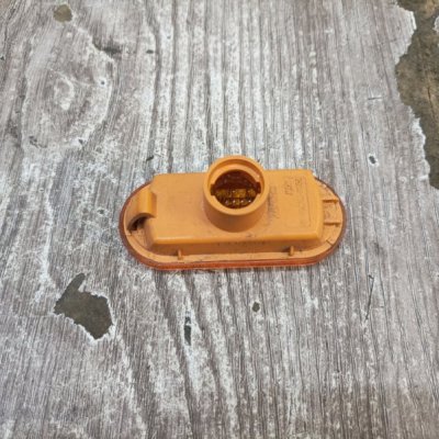 Повторитель поворота Ford Fiesta 5 2007 хетчбэк 3дв. FUJA/FUJB Перед. Лев. - изображение 2