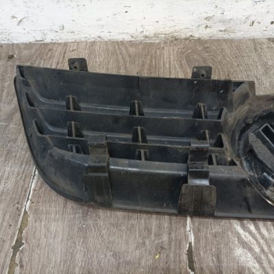 Решетка радиатора Volkswagen Polo 2005 BKY хетчбэк 3дв. - изображение 5