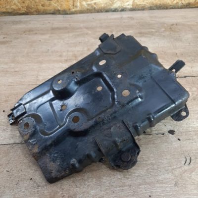 Полка аккумулятора Nissan Almera N16 2000 QG15DE хетчбэк 5дв. - изображение 7