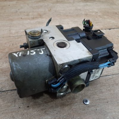 Блок abs Nissan Almera N16 2000 хетчбэк 5дв. QG15DE - изображение 6