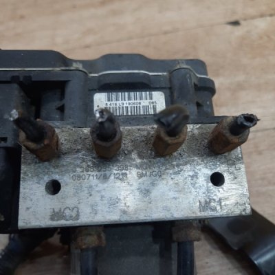 Блок abs Honda Civic 2003 хетчбэк 5дв. D16W7 - изображение 2