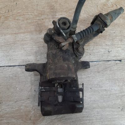 Тормозной суппорт Suzuki Swift 2006 M16A хетчбэк 3дв., Задн., Лев. - изображение 2