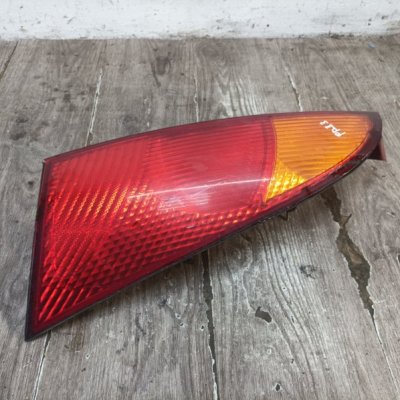 Фонарь Ford Focus 1 2001 хетчбэк 5дв. FYDB Задн. Лев. - изображение 2