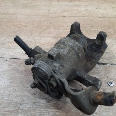 Тормозной суппорт Opel Astra H 2006 Z13DTH 1.3 универсал, Задн., Лев. - изображение 6