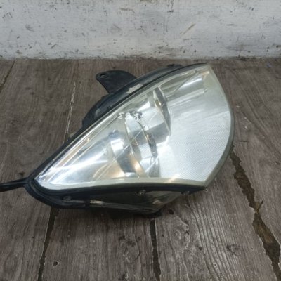 Фара Ford Focus 1 2001 хетчбэк 5дв. FYDB Прав. - изображение 2