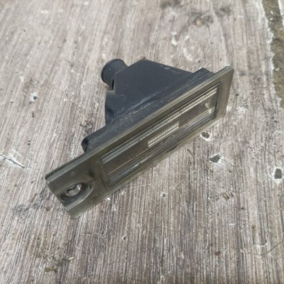 Фонарь подсветки номера Volvo S60 2004 седан 4дв. D5244T Задн. Лев. - изображение 4