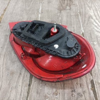 Фонарь Toyota Aygo 2008 1KR-FE хетчбэк 5дв., Задн., Лев. - изображение 6