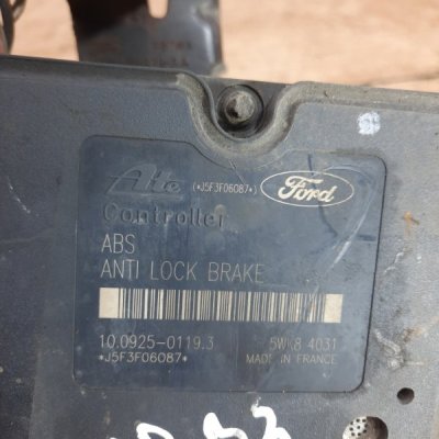 Блок abs Ford Focus 1 2001 хетчбэк 5дв. FYDB - изображение 5