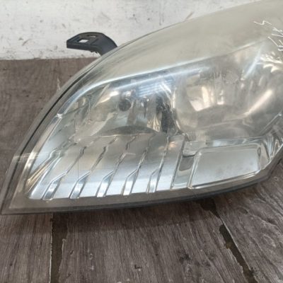 Фара Renault Megane 3 2011 K4M858 хетчбэк 5дв., Перед., Лев. - изображение 2