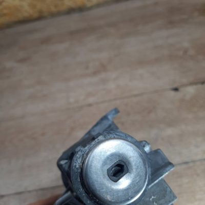 Замок зажигания Ford Fiesta 2007 FUJA/FUJB хетчбэк 3дв. - изображение 4