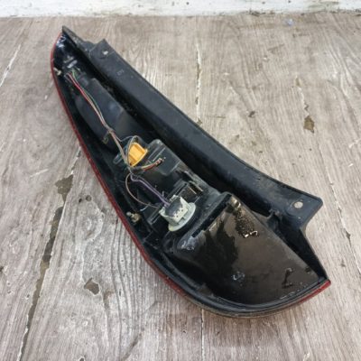Фонарь Ford Fiesta 2007 FUJA/FUJB хетчбэк 3дв., Задн., Прав. - изображение 8