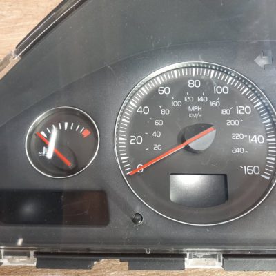 Панель приборов Volvo S60 2004 D5244T седан 4дв. - изображение 2