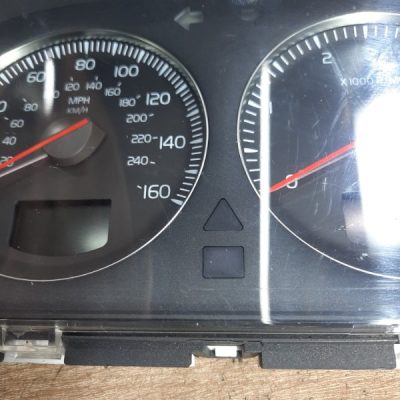 Панель приборов Volvo S60 2004 D5244T седан 4дв. - изображение 4