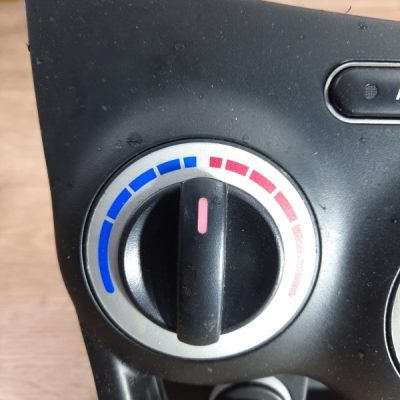 Блок управления климат-контролем Hyundai i 10 2008 G4LA хетчбэк 5 дв. - изображение 2