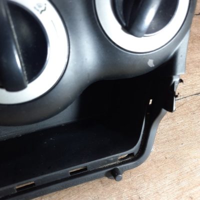 Блок управления климат-контролем Hyundai i 10 2008 G4LA хетчбэк 5 дв. - изображение 7