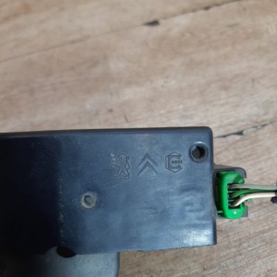 Замок крышки багажника Peugeot 206 2006 TU3JP(KFW) кабриолет - изображение 4