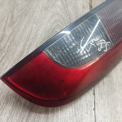 Фонарь Opel Corsa C 2002 Z10XE 1.0 хетчбэк 3дв., Задн., Прав. - изображение 2