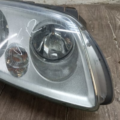 Фара Volkswagen Touran 2006 минивен BSE Перед. Прав. - изображение 9
