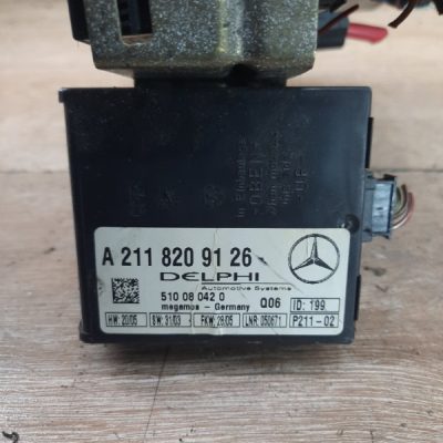 Блок предохранителей Mercedes C-Class 2008 OM646 C220 - изображение 8