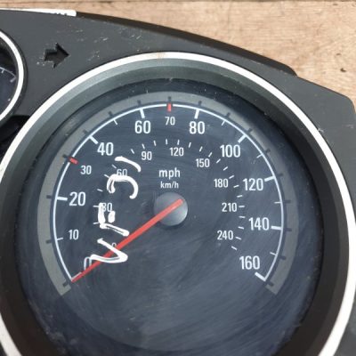 Панель приборов Opel Zafira B 2010 A17DTJ 1.7 минивен - изображение 4