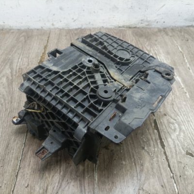 Полка аккумулятора Renault Megane 3 2011 хетчбэк 5дв. K4M858 - изображение 5