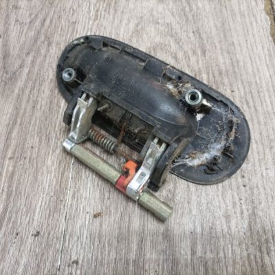 Ручка двери внешняя Nissan Almera N16 2000 QG15DE хетчбэк 5дв., Перед., Лев. - изображение 4