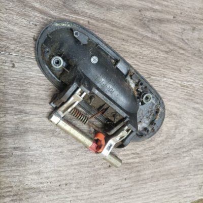 Ручка двери внешняя Nissan Almera N16 2000 QG15DE хетчбэк 5дв., Перед., Лев. - изображение 5