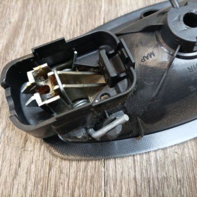 Ручка двери внутренняя Renault Megane 3 2011 хетчбэк 5дв. K4M858 Перед. Лев. - изображение 4