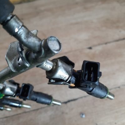 Топливная рампа Opel Insignia 2009 A18XER 1.8 хетчбэк 5дв. - изображение 8