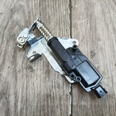 Активатор замка крышки багажника Ford Fiesta 5 2005 хетчбэк 5дв. FXJA/FXJB Задн. - изображение 4