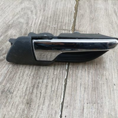 Ручка двери внутренняя Opel Zafira B 2007 Z16XE1 1.6 минивен, Задн., Прав. - изображение 2