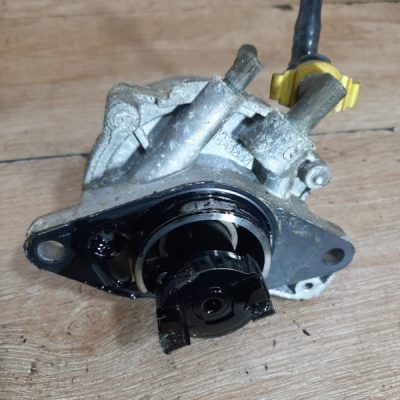 Вакуммный нассос Opel Astra H 2007 Z13DTH 1.3 хетчбэк - изображение 9