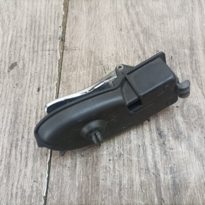 Ручка двери внутренняя Ford Focus 1 2001 хетчбэк 5дв. FYDB Задн. Лев. - изображение 4