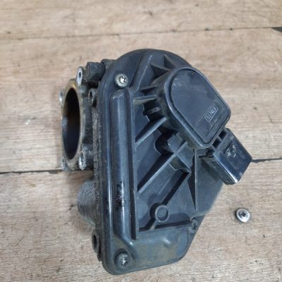 Дроссельная заслонка Ford Focus 2 2005 SHDA хетчбэк 5дв. - изображение 5