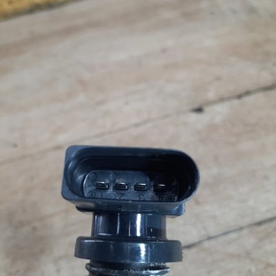 Катушка зажигания Volkswagen Golf 5 2006 хетчбэк 5дв. BUD - изображение 3