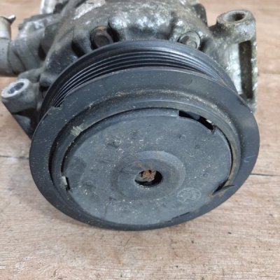 Компрессор кондиционера Volkswagen Golf 5 2006 хетчбэк 5дв. BUD - изображение 10