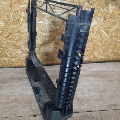 Рамка радиатора Land Rover Range Rover 2004 276DT джип внедорожник 5дв - изображение 3