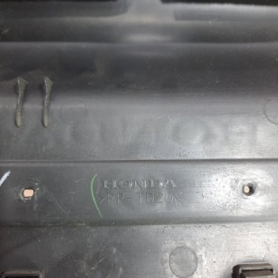 Декоративная крышка двигателя Honda Jazz 2004 хетчбэк 5дв. L13A1 - изображение 3