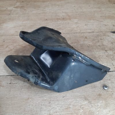 Кронштейн двигателя Volvo S40 2004 B4184S2 Седан, Задн. - изображение 3