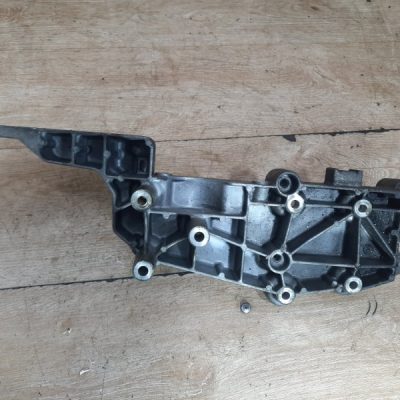 Кронштейн генератора Volvo S40 2004 B4184S2 Седан - изображение 8