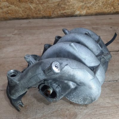 Коллектор впускной Volvo S40 2004 B4184S2 Седан - изображение 8