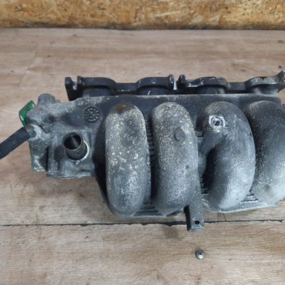 Коллектор впускной Volvo S40 2004 B4184S2 Седан - изображение 11