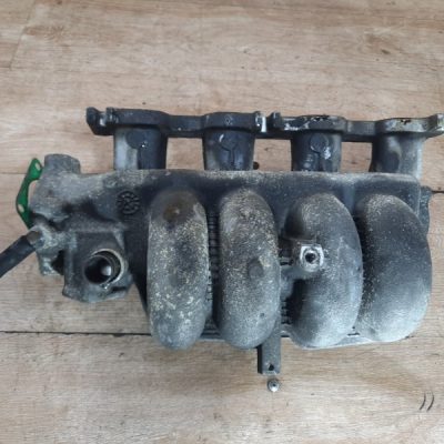 Коллектор впускной Volvo S40 2004 B4184S2 Седан - изображение 12